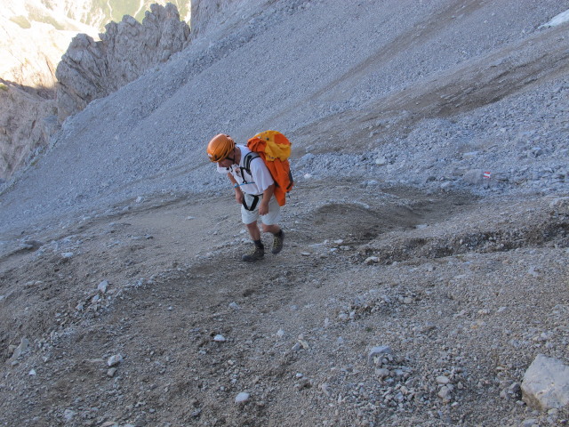 Erich auf Weg 441 zwischen Wimbachgriesh&uuml;tte und Sch&ouml;nfeldspitze (2. Aug.)