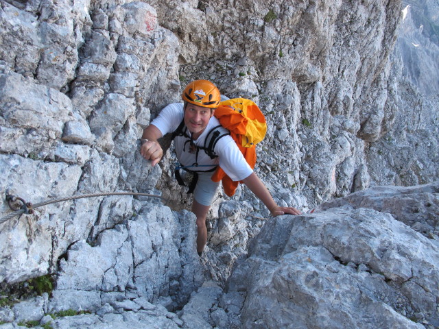 Erich auf Weg 441 zwischen Wimbachgrieshütte und Schönfeldspitze (2. Aug.)