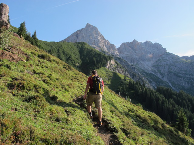 Axel auf Weg 427 zwischen Lechneralm und Braggstein