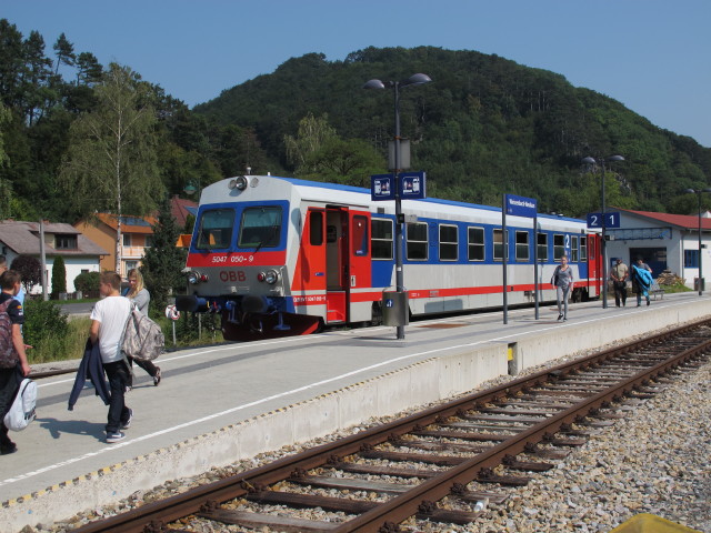 Bahnhof Weissenbach-Neuhaus, 354 m