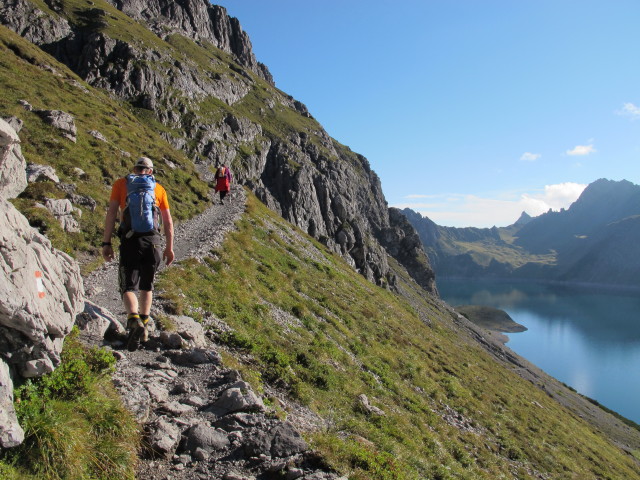 Andreas und Corinna auf Weg 02 zwischen L&uuml;nersee und Totalph&uuml;tte