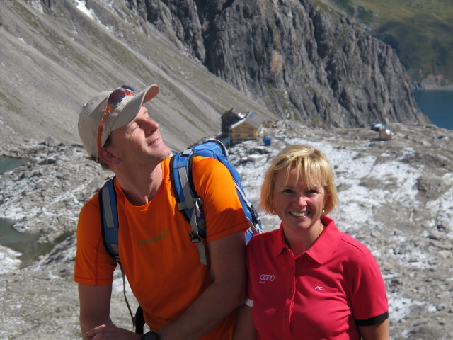 Andreas und Corinna auf Weg 02 zwischen Schesaplana und Totalph&uuml;tte