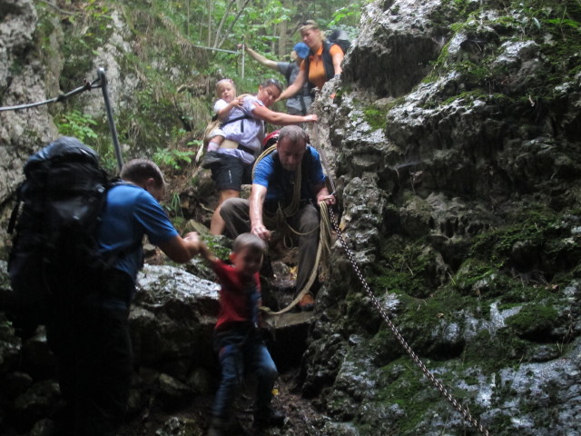 Axel, Alexander, Naya, Claudia, Andreas und Marlies am F&uuml;rststeig