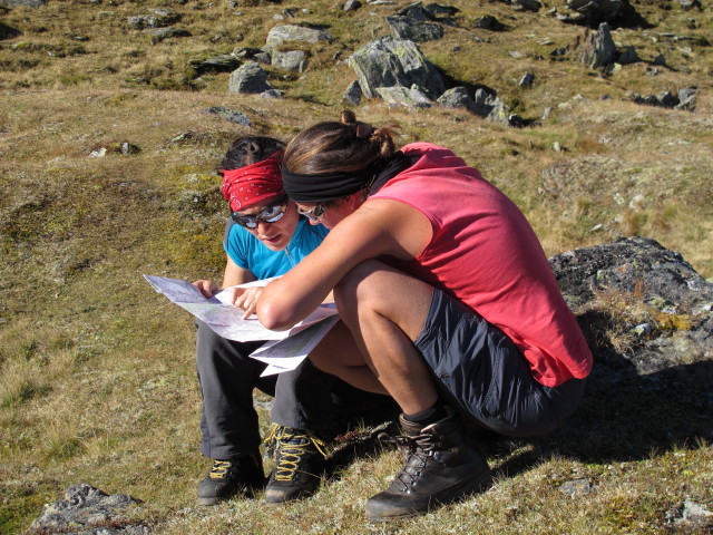 Anna und Gudrun am Dreizeiger, 2.388 m (27. Sep.)