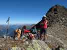 Christoph, Anna und Gudrun zwischen Oberstkogel und Zischgeles, 2.706 m (27. Sep.)