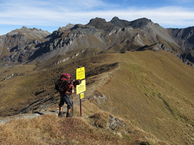 Gudrun zwischen Naviser Kreuzjöchl und Griffjoch (18. Okt.)