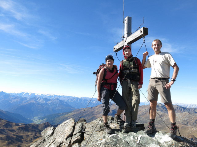 Gudrun, Christoph und ich am Lizumer Reckner, 2.886 m (18. Okt.)