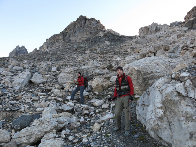 Gudrun und Christoph zwischen Tarntalscharte und Lizumer H&uuml;tte (18. Okt.)