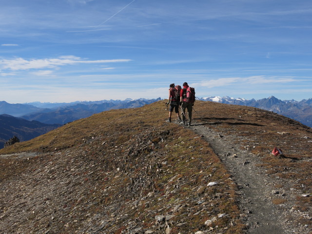 Gudrun und Christoph zwischen Geier und Gsch&uuml;tzspitzsattel (19. Okt.)