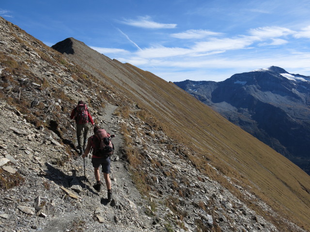 Christoph und Gudrun zwischen Gsch&uuml;tzspitzsattel und Wandspitze (19. Okt.)
