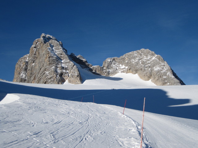 Hoher Dachstein und Niederer Dachstein vom Hallstätter Gletscher aus