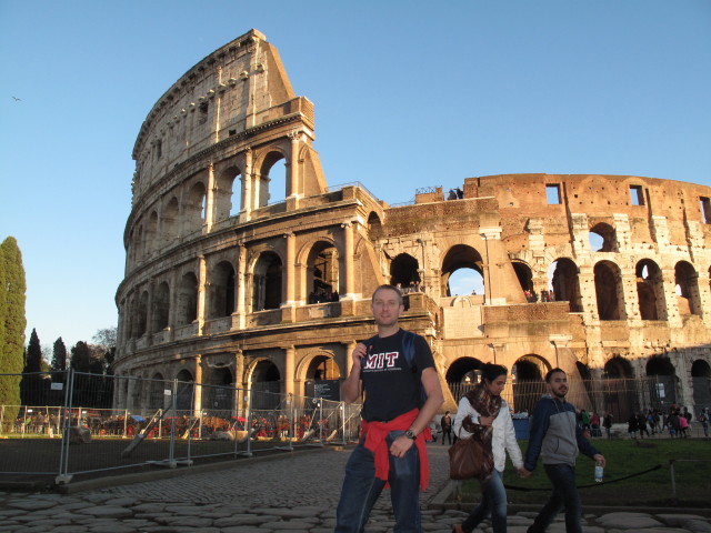 Ich beim Colosseo