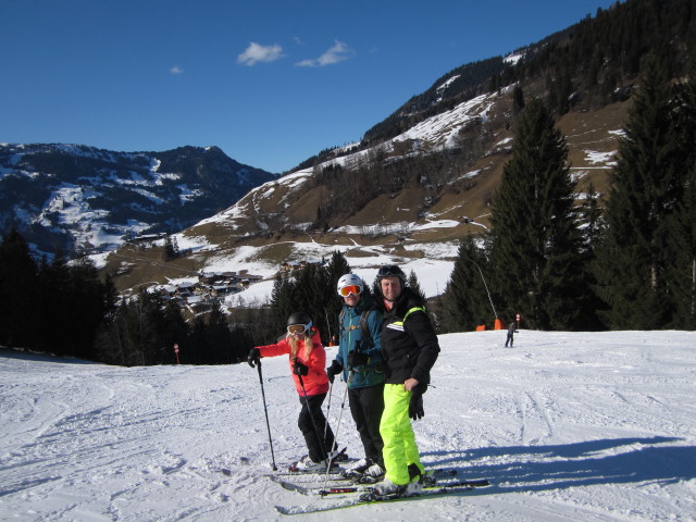 Sophie, David und ich auf der Abfahrt 'Wengerhochalmbahn - Talstation Dorfgastein'