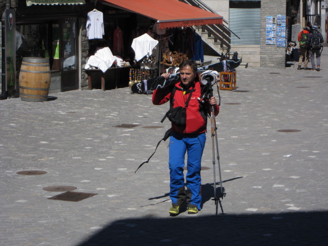 Erhard in der Oberdorfstrasse in Zermatt (28. März)