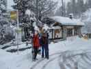 Martina und Erhard beim Postamt, 2.006 m