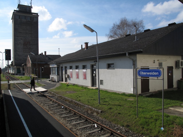 Bahnhof Oberweiden (5. Apr.)