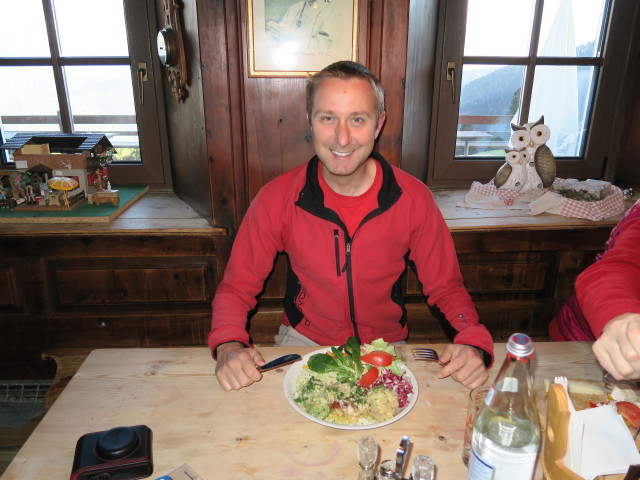 Ich in der Klausner Hütte, 1.923 m (16. Mai)