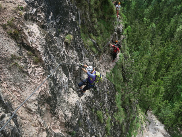 Grünstein-Klettersteig: Romana, Stefan und Sabrina in der Variante 'Hotelroute'