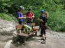 Grünstein-Klettersteig: Romana, Stefan, Christian und Sabrina am Anseilplatz