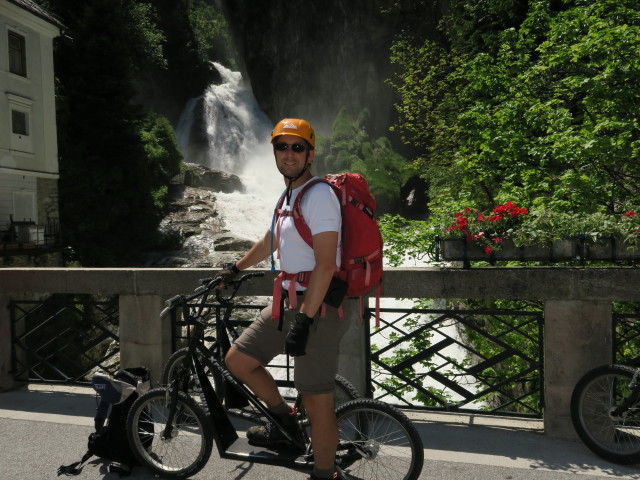 Ich beim Gasteiner Wasserfall (7. Juni)