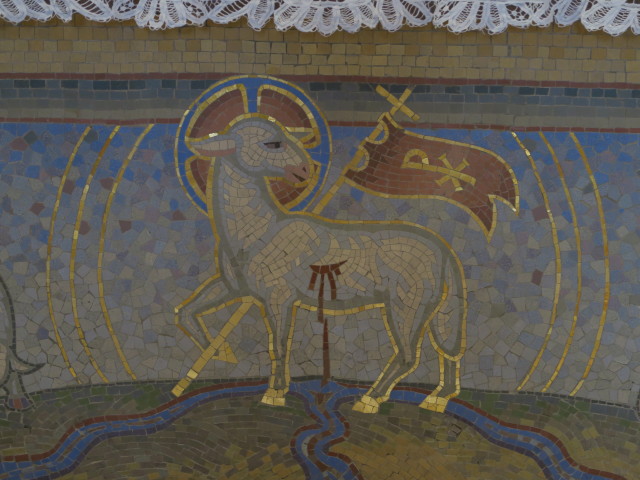 Pfarrkirche St. Lutwinus in Mettlach (13. Juni)