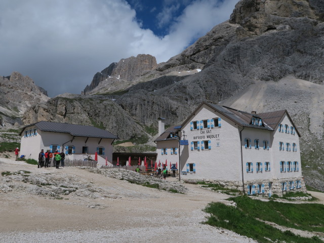 Rifugio Vajolet, 2.243 m (20. Juni)