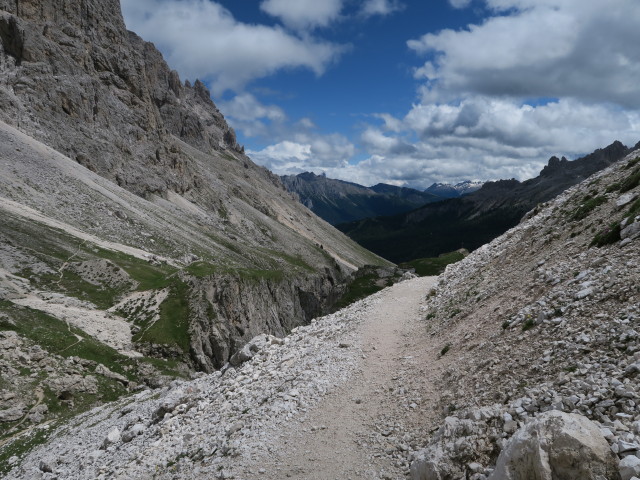 Weg 584 im Val de Vaiolet (20. Juni)