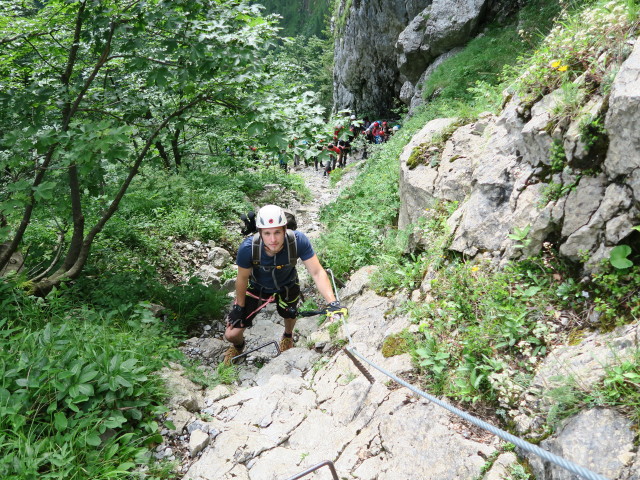 Cellonstollen-Klettersteig: David im Einstieg