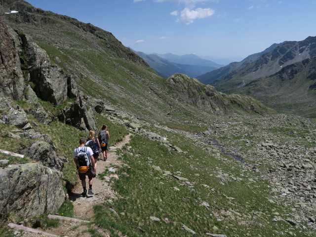 Erich, Evelyn und Miriam auf Weg 912A zwischen Weg 941 und Franz-Keil-Weg (4. Juli)
