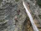 Millnatzenklamm-Klettersteig: Karoline und Johanna in der Variante Steinbeißer