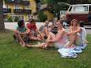 Maxwell, Edith, Tobias, Karoline, Johanna, Sonja, Angelika und Ulrike beim Hotel Fraganter Wirt