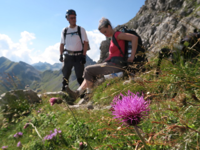 Erich und Romy am Weg 02 zwischen Salarueljoch und Schafloch (22. Aug.)