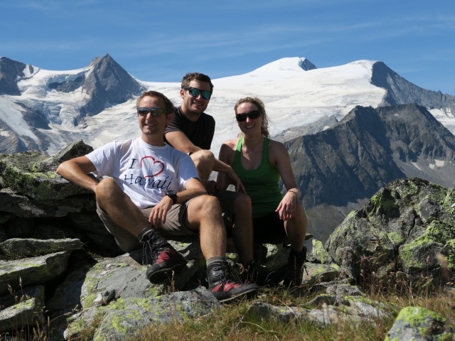Ich, Christian und Sabrina neben dem Venediger H&ouml;henweg am First (28. Aug.)