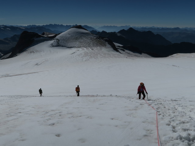 Christian, Erich und Angela am Schlatenkees zwischen Venedigerscharte und Gro&szlig;venediger (29. Aug.)