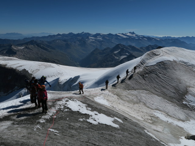 Angela, Erich und Christian am Schlatenkees zwischen Venedigerscharte und Gro&szlig;venediger (29. Aug.)