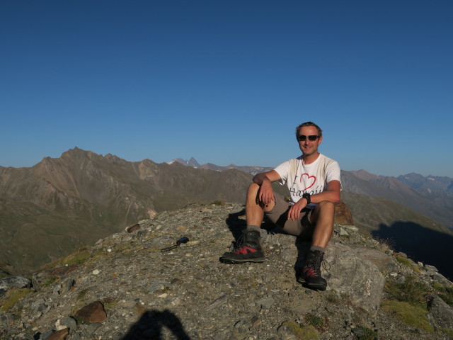 Ich neben Weg 924 zwischen Kristallwand-Klettersteig und Badener Hütte (30. Aug.)