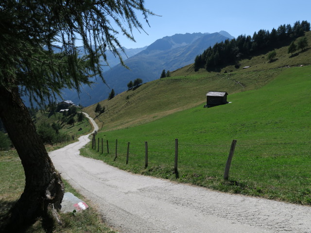 Weg 922 im Gro&szlig;en Nilltal (31. Aug.)