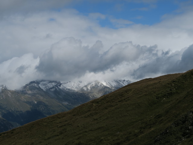 vom Vorgipfel des Höllenkragens Richtung Norden