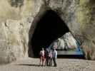 Ich, Papa, Mama und Markus bei der Cathedral Cave (17. Nov.)