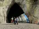 Ich, Papa, Mama und Markus bei der Cathedral Cave (17. Nov.)