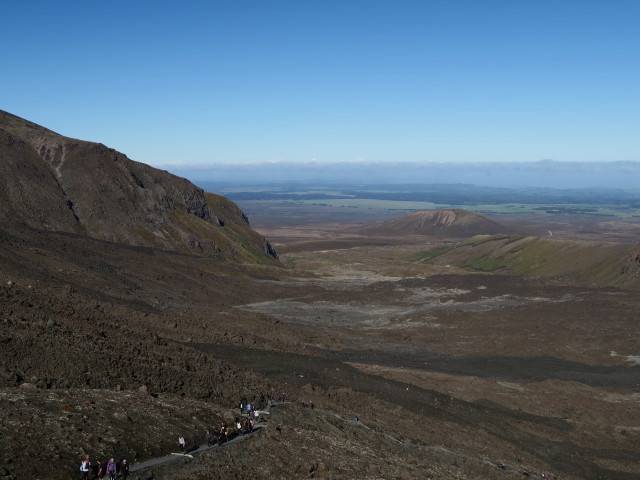 Tongariro Alpine Crossing: zwischen Soda Springs und South Crater (23. Nov.)