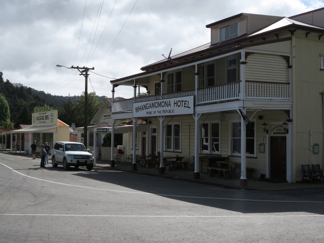 Whangamomona Hotel (24. Nov.)