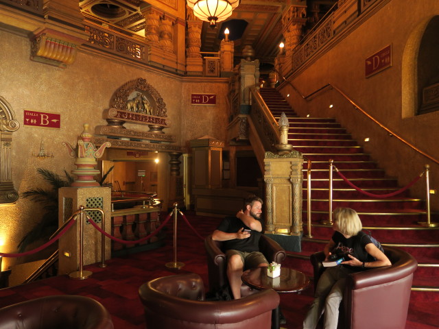 Markus und Mama im Civic Theatre in Auckland (27. Nov.)