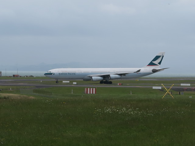 Flug CX 198 am Auckland International Airport (28. Nov.)