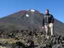 Tongariro Alpine Crossing: Markus am South Crater (23. Nov.)