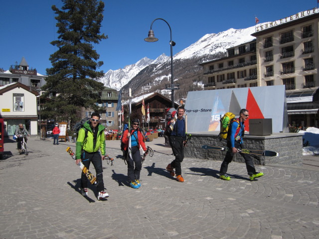 Rudolf, Anabel, Herbert und Wolfgang in Zermatt, 1.616 m (19. März)