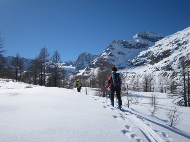 Wolfgang und Anabel zwischen Obere Stafelalp und Zmuttgletscher (19. M&auml;rz)