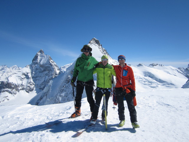 Herbert, Rudolf und ich auf der Tete de Valpelline, 3.799 m (20. M&auml;rz)