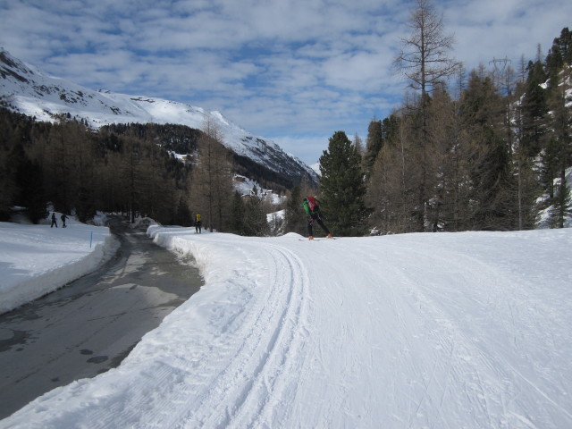 Wolfgang und Herbert zwischen Bas Glacier d'Arolla und Arolla (20. M&auml;rz)