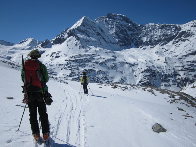 Herbert und Anabel zwischen Glacier du Brenay und Ts&egrave; des Violettes (22. M&auml;rz)